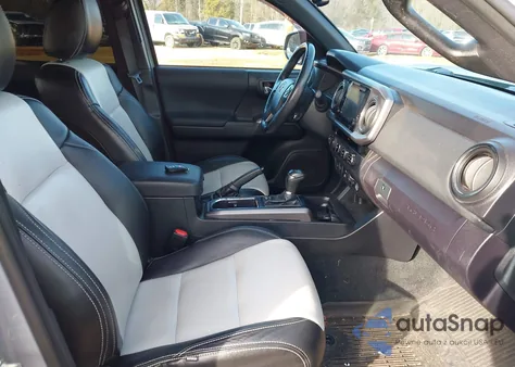 2018 Toyota Tacoma Trd Off Road z USA, uszkodzony, nr VIN 3TMCZ5AN9JM173959